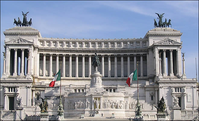 Le monument à Victor Emmanuel II La piazza Venezia