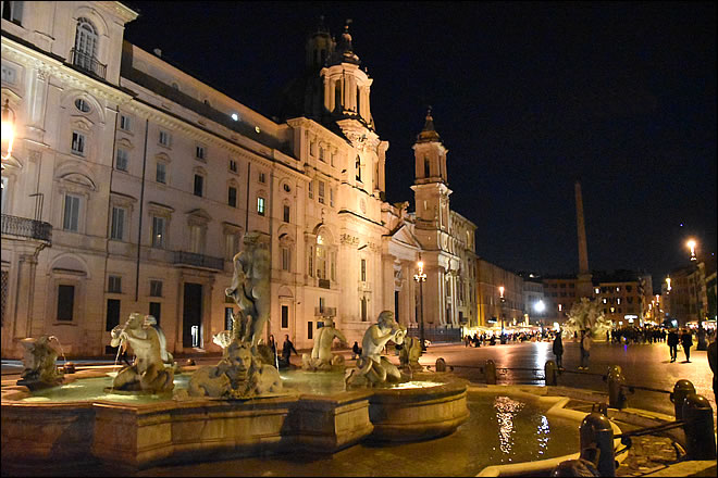 La place Navone de nuit Place Navone