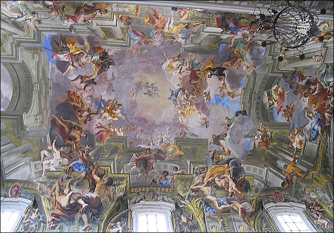 La fresque du plafond de Saint Ignace de Rome L'église Saint Ignace de Rome