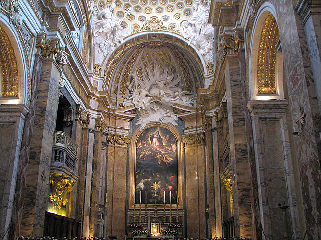 L'intérieur de l'église Saint Louis des Français L'église Saint Louis des Français