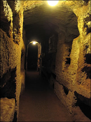 Les catacombes de San Callisto La Via Appia Antica
